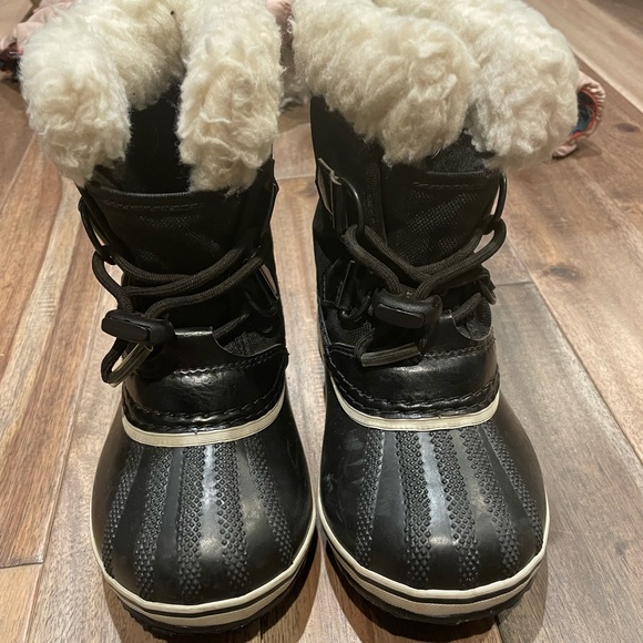 Toddler Sorel Winter Boots - Picture 1 of 4